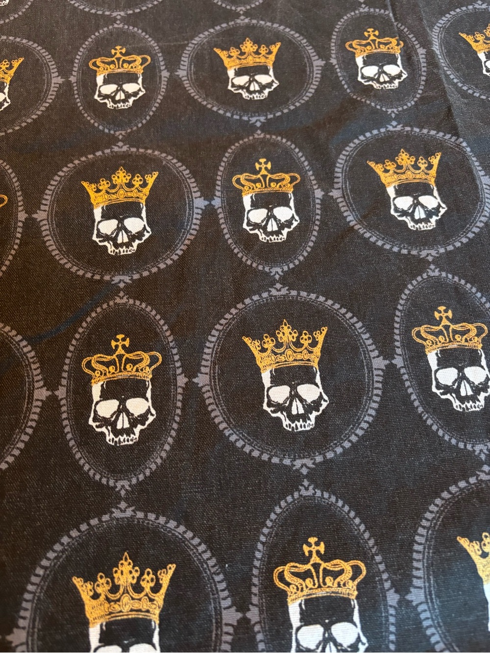 Rare / Deadstock Cotton Gothic Crowned Skull Tablecloth 50 x 60 Target